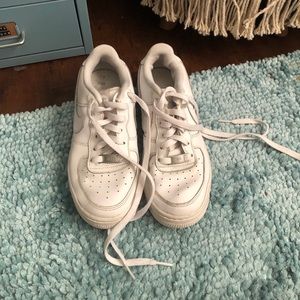 Air Force 1s women’s size 6.5